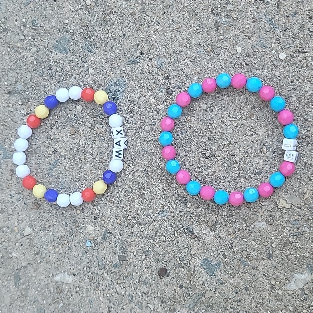 Stranger things bracelets - Picture 2 of 4